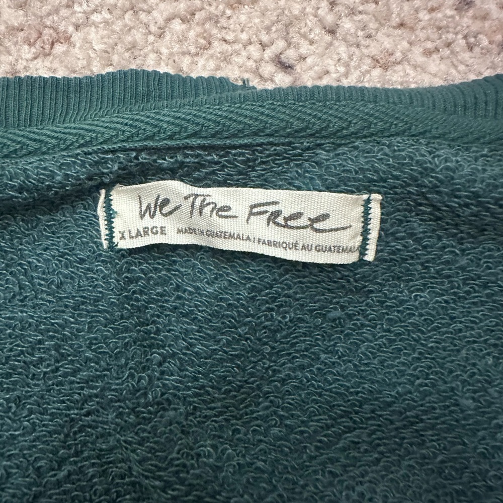 WE THE FREE - Camden Distressed Sweatshirt - Picture 3 of 3